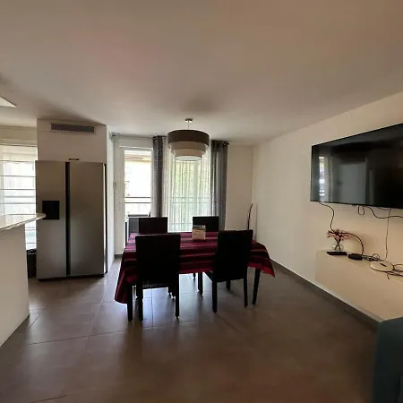 C058 Bel Spacieux Terrasse Centre Apartment *