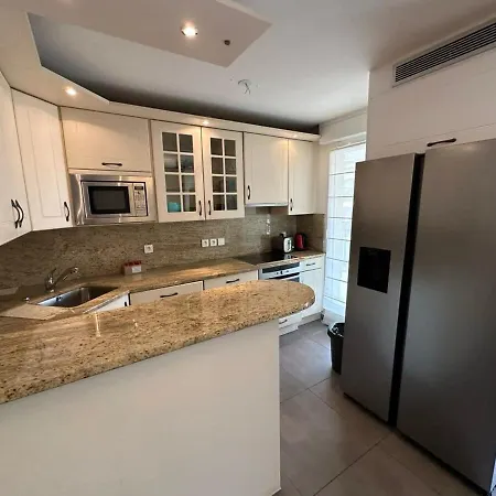 C058 Bel Spacieux Terrasse Centre Cannes